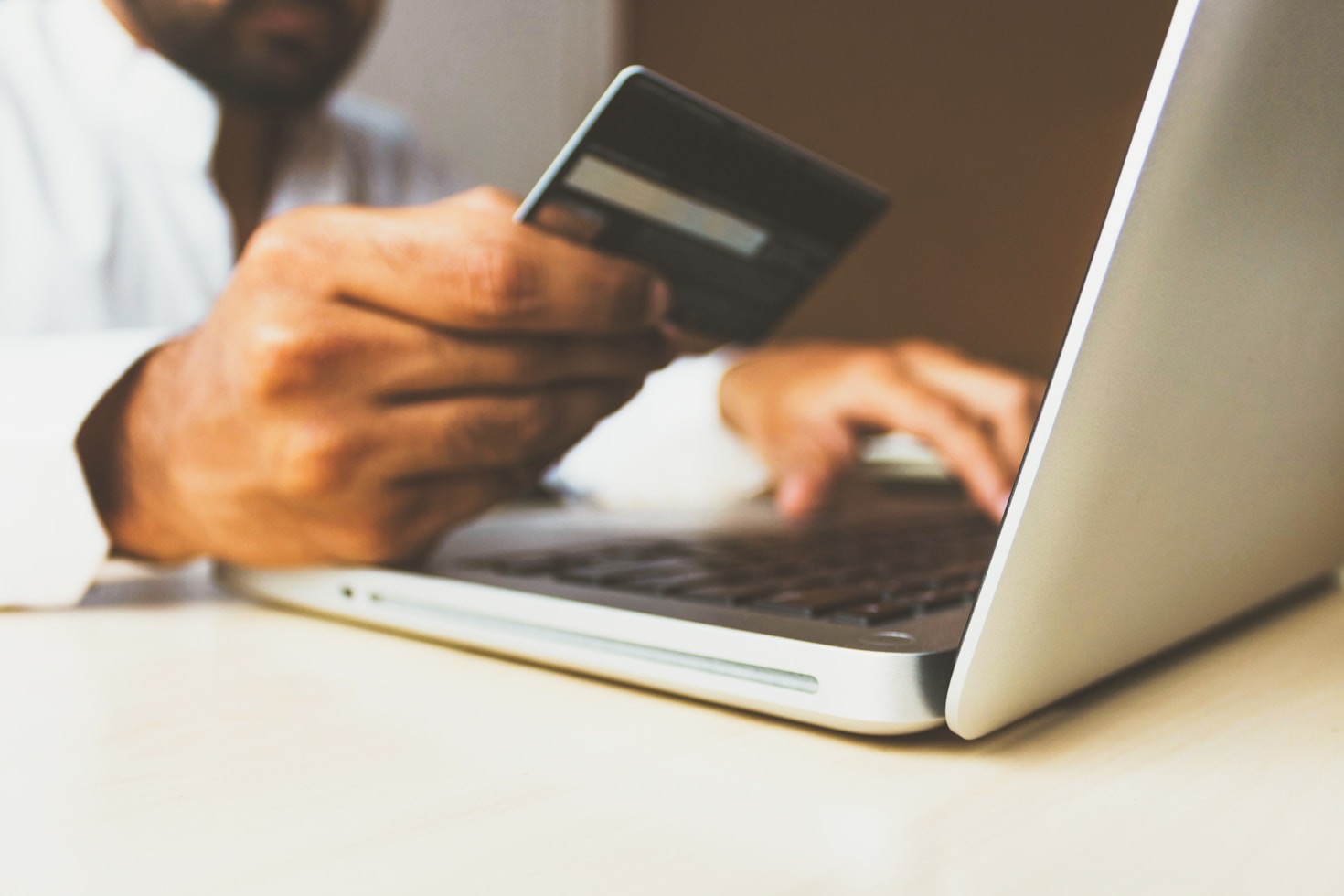 Parhaat sovellukset nettishoppailun helpottamiseen